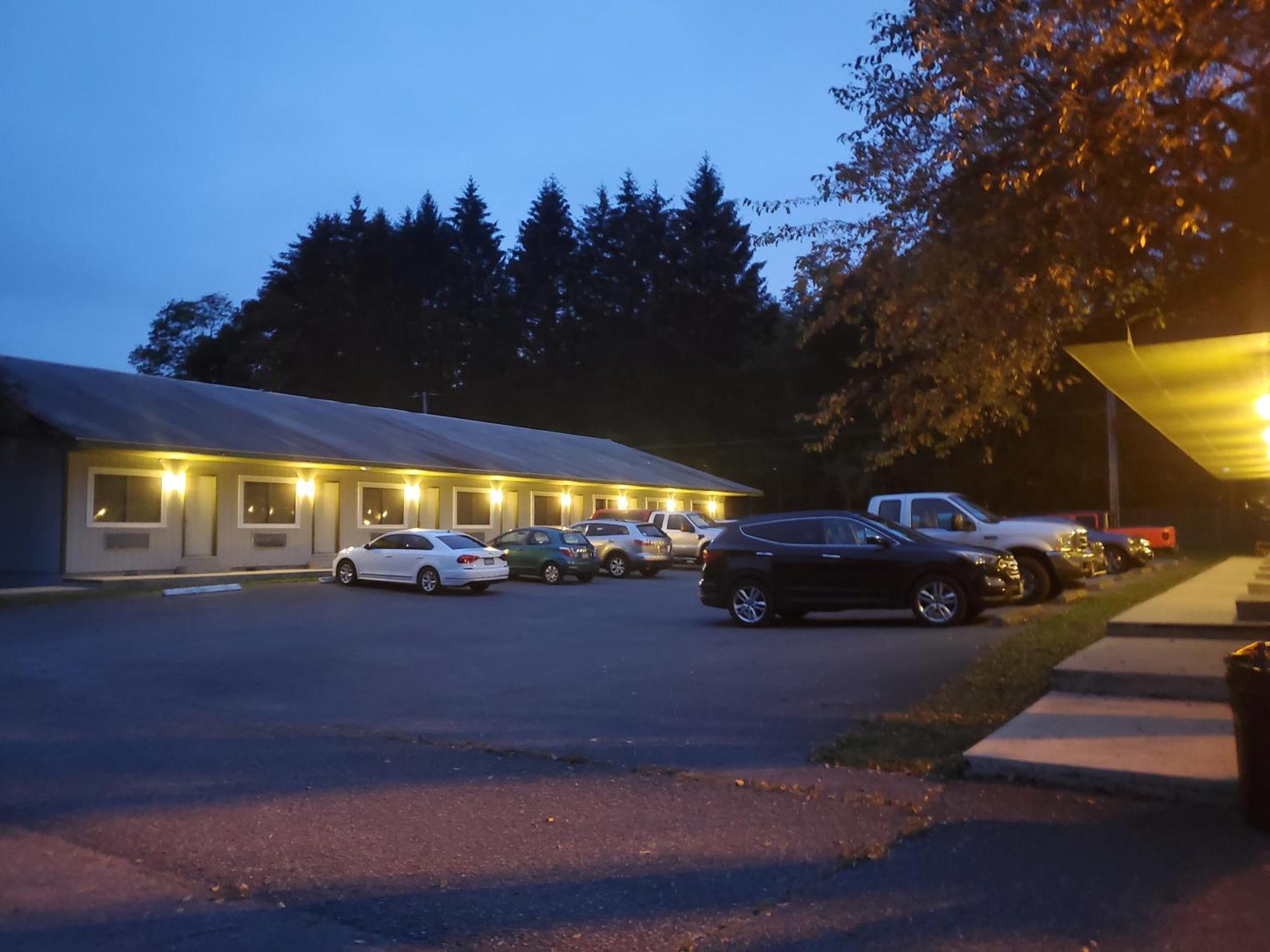 Glenwood Inn & Conference Center เดลาแวร์วอเตอร์แก๊ป ภายนอก รูปภาพ